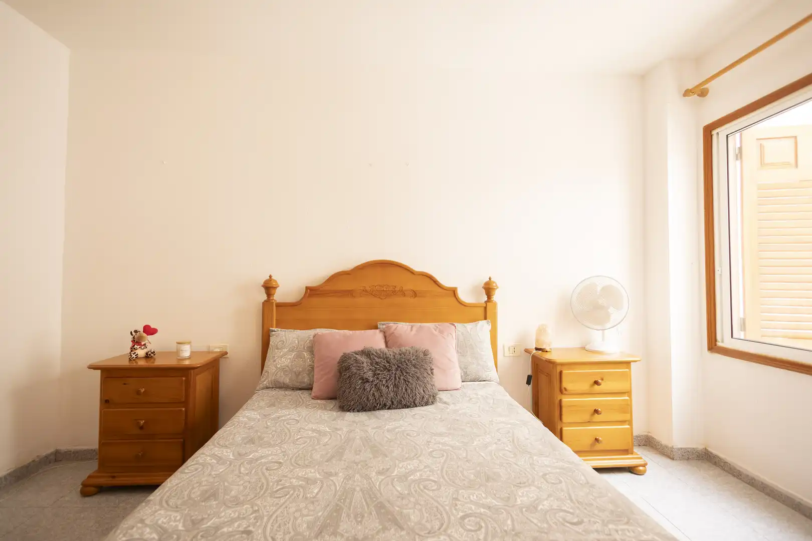 Bedroom of Flat for sale in Guía de Isora  with Terrace and Furnished