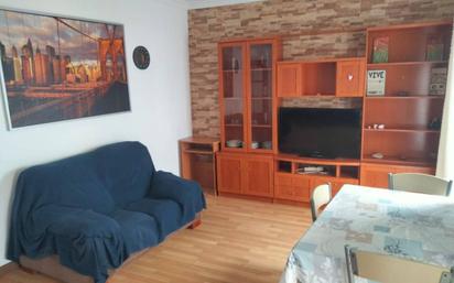 Sala d'estar de Pis en venda en  Cádiz Capital amb Calefacció i Balcó