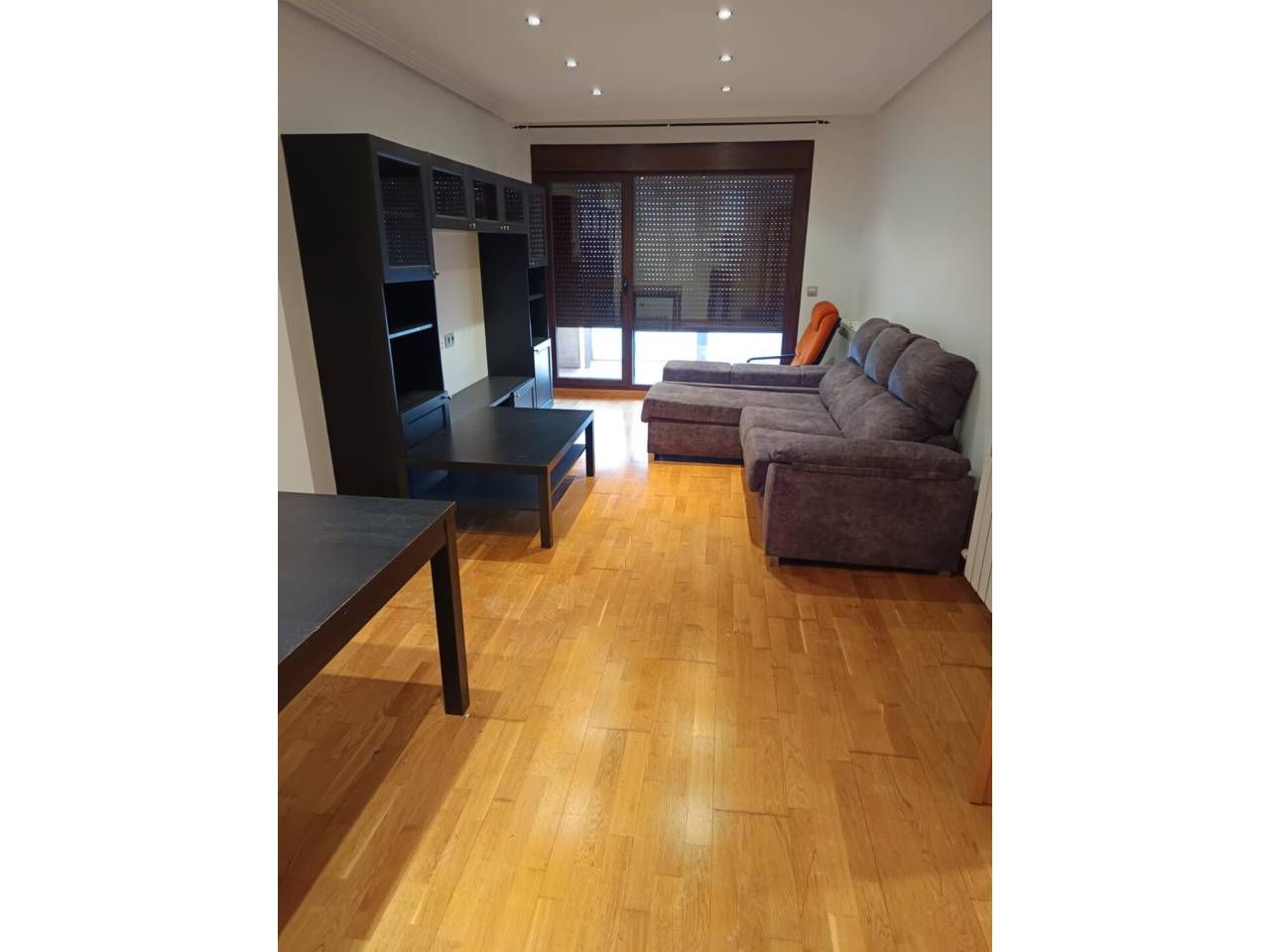 Sala de estar de Piso en venta en Barbastro con Calefacción, Parquet y Terraza