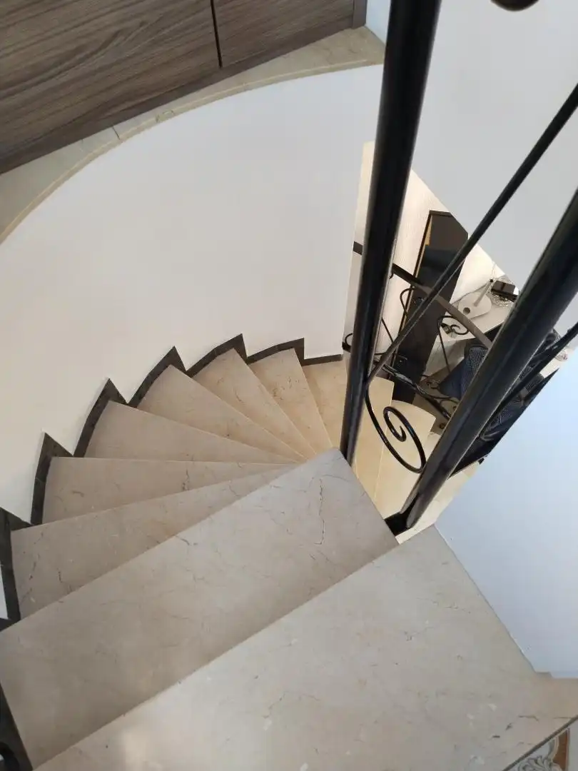 Piso en venta en Barcelona con Calefacción y Balcón