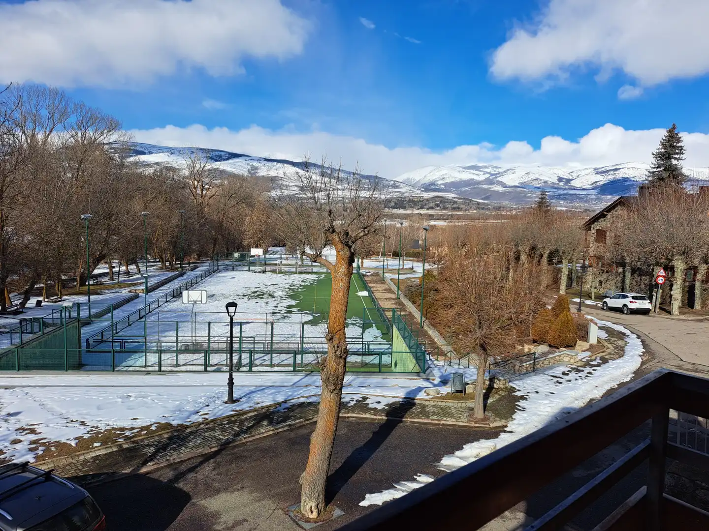 Vista exterior de Casa o xalet en venda en Fontanals de Cerdanya amb Calefacció, Terrassa i Moblat