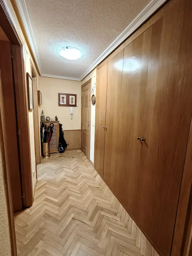Ático en venta en Madrid con Calefacción, Terraza y Trastero