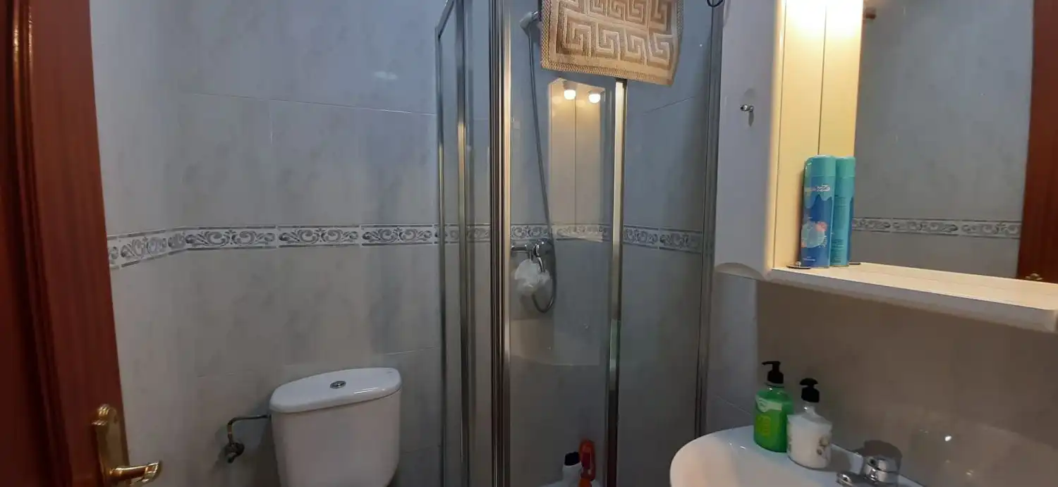 Bathroom of Ground floor for sale in Bárcena de Cicero  with Heating, Terrace and Storage room