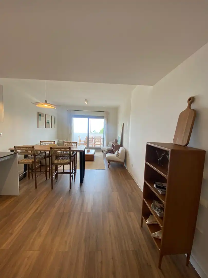 Sala d'estar de Apartament en venda en Estepona amb Aire condicionat, Calefacció i Jardí privat