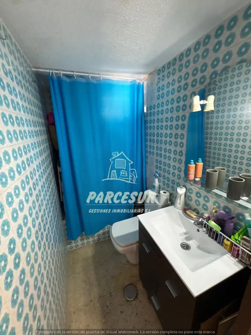 Baño de Piso en venta en Poniente-Norte - Miralbaida - Parque Azahara