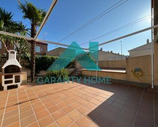 Exterior view of Single-family semi-detached to rent in Cáceres Capital  with Air Conditioner, Heating and Terrace