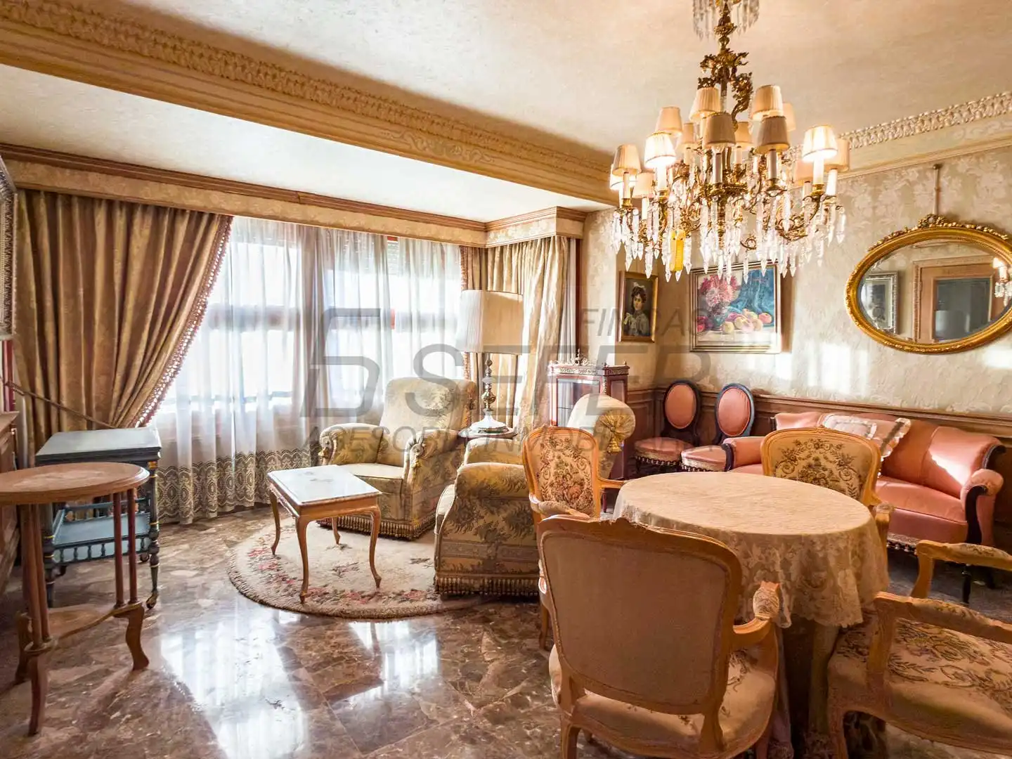 Sala de estar de Piso en venta en Vila-real con TV