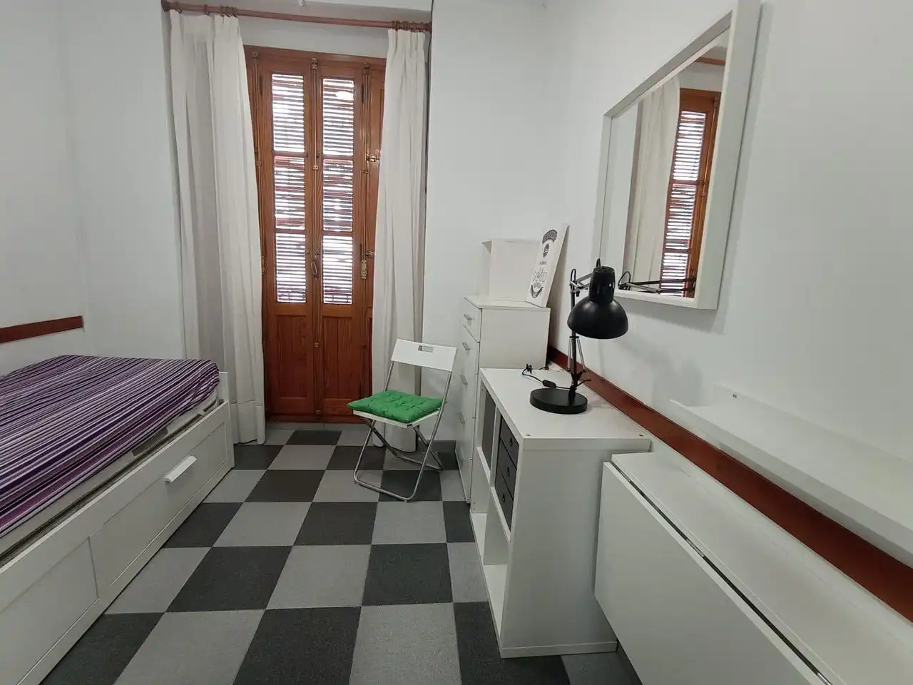 Habitación de Apartamento en venta en Alfara del Patriarca con Amueblado y Balcón