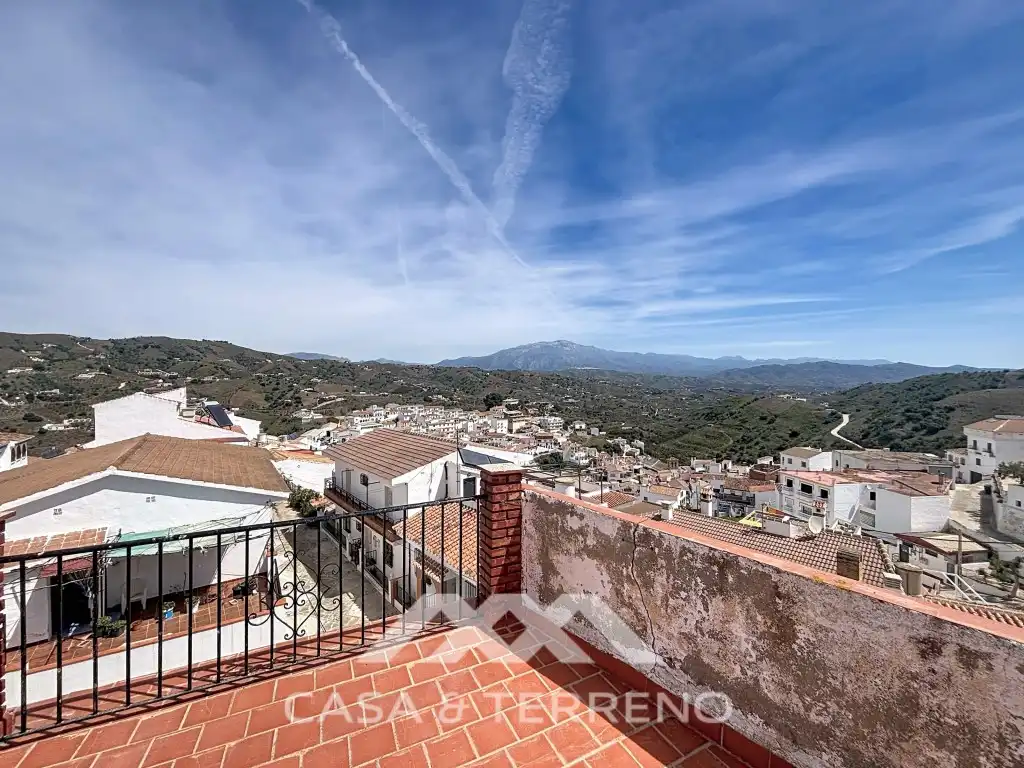 Exterior view of Houses for sale in Almáchar  with Air Conditioner and Terrace