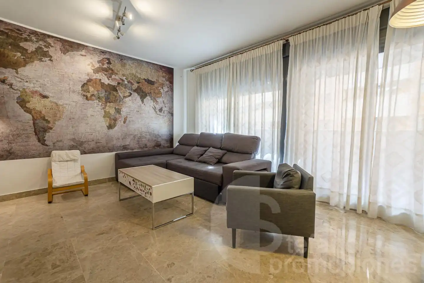 Appartamento con piscina in vendita a Calle Héroe de Sostoa, imagen 3
