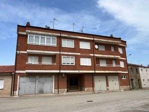 Piso en Venta en Calle Fuente Lázaro en San Mamés de Burgos