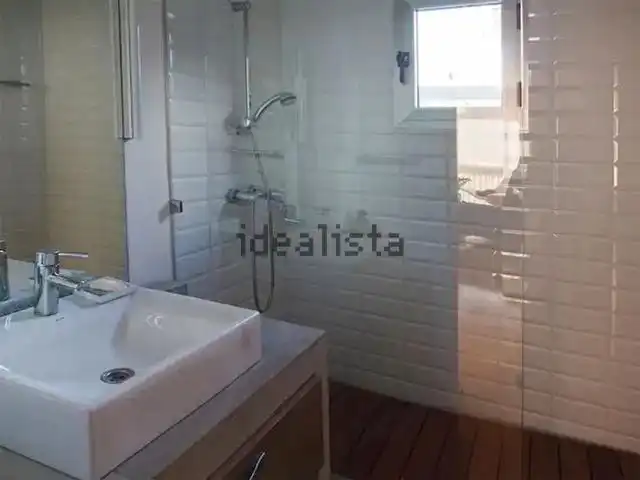 Bany de Apartament en venda en Málaga amb Aire condicionat, Terrassa i Moblat