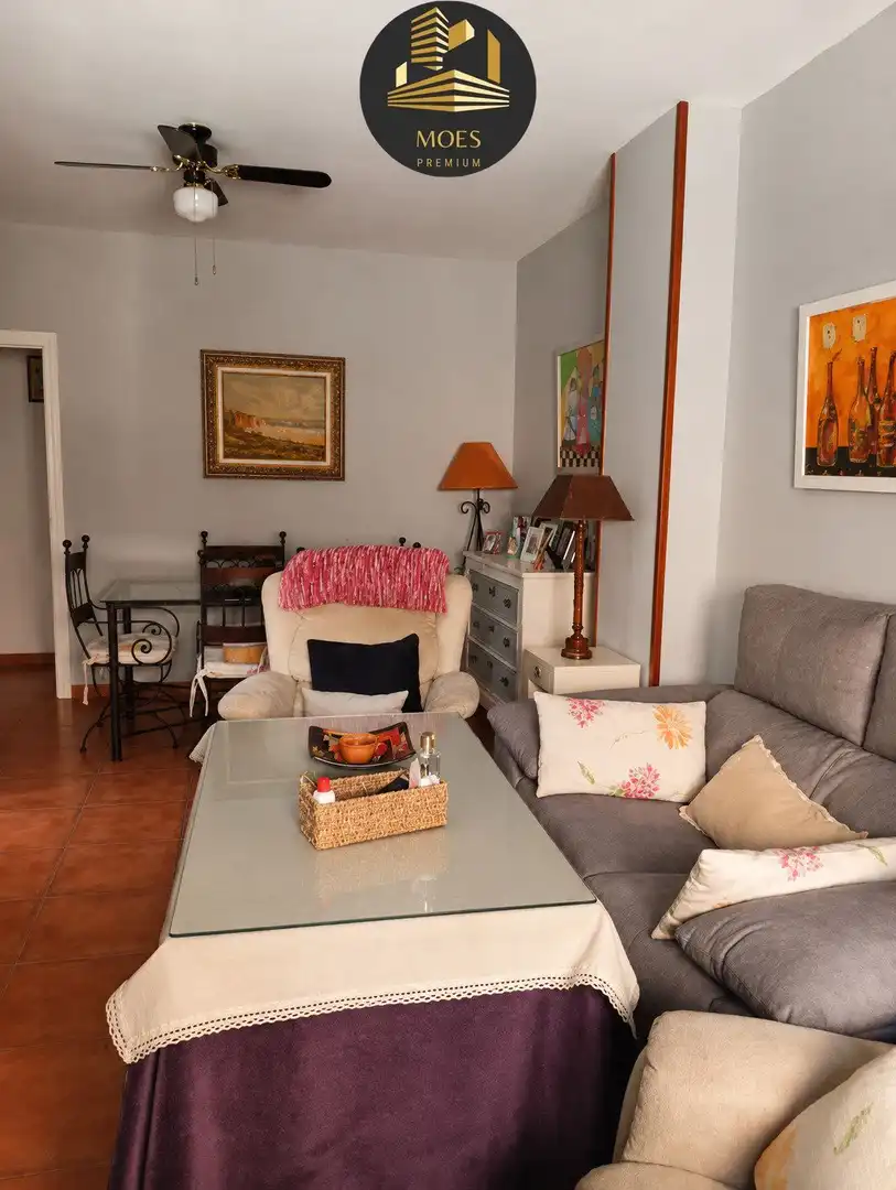 Casa amb terrassa en venda a Peñamefecit - Avda Barcelona, imagen 2