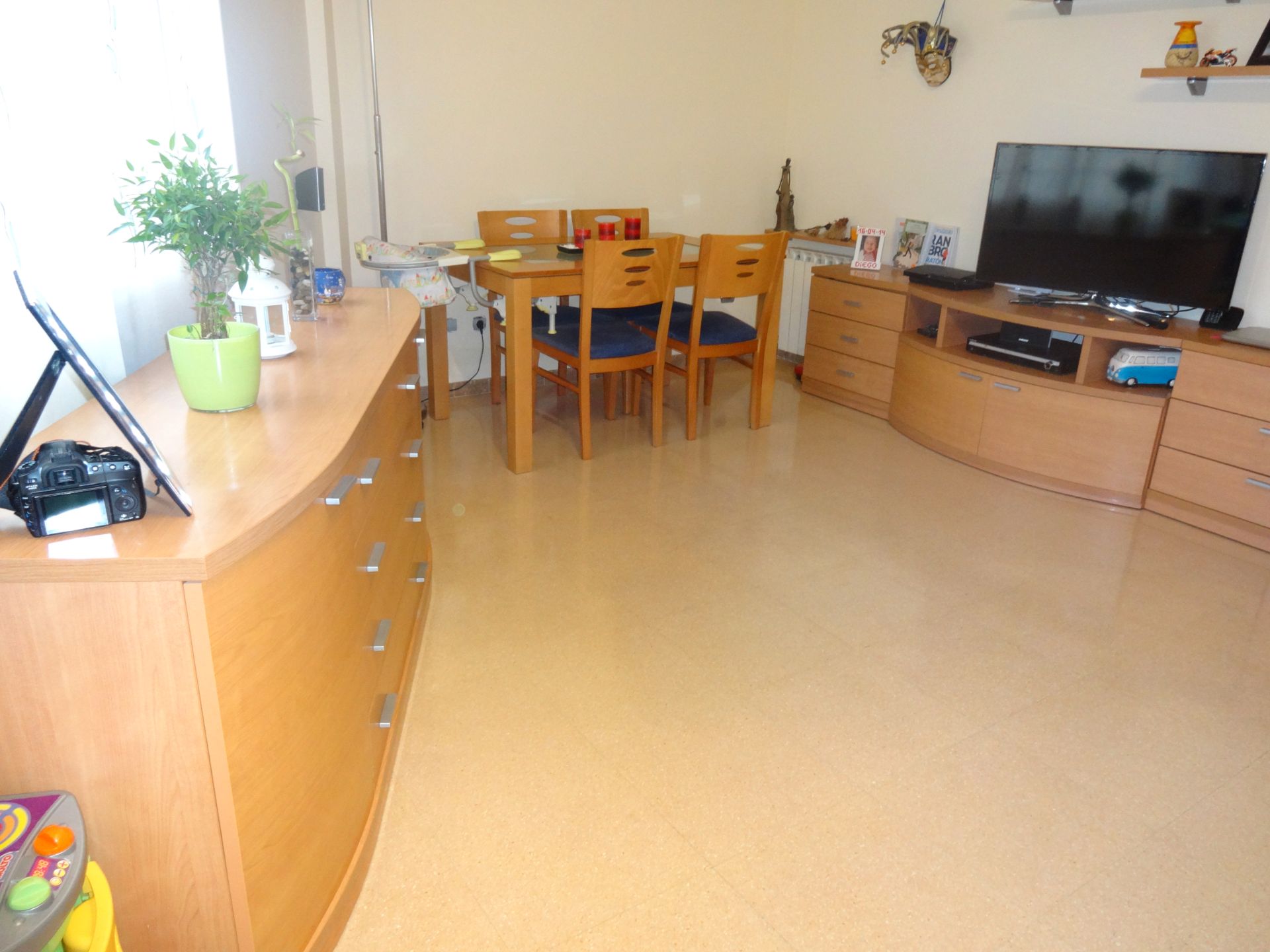 Menjador de Pis en venda en Rubí amb Aire condicionat, Calefacció i Moblat