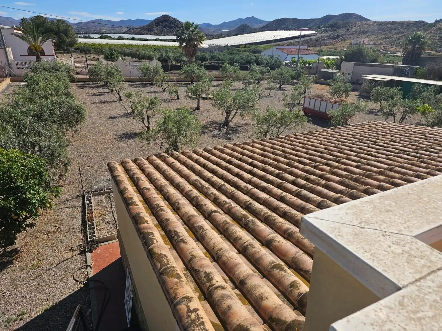Vista exterior de Casa o xalet en venda en Águilas amb Jardí privat, Terrassa i Traster