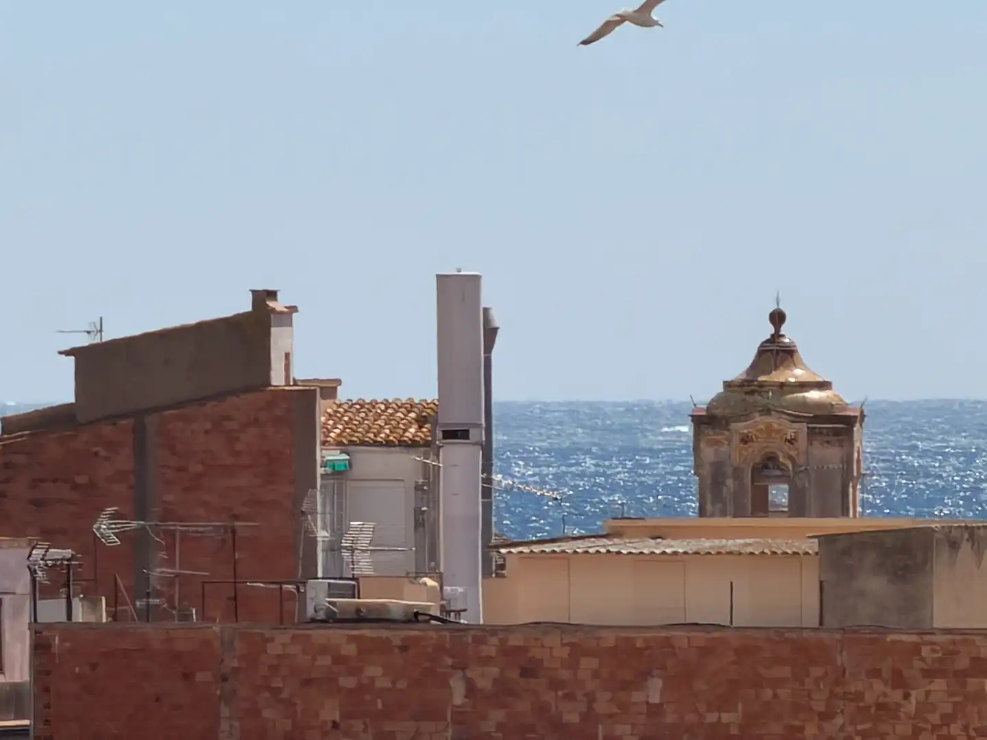 Außenansicht von Wohnung zum Verkauf in Sant Feliu de Guíxols mit Heizung, Terrasse und Ofen