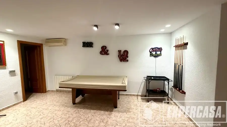 Detached house with pool for sale in Sierra Perenchiza - Cumbres de Calicanto - Sto Domingo, imagen 33