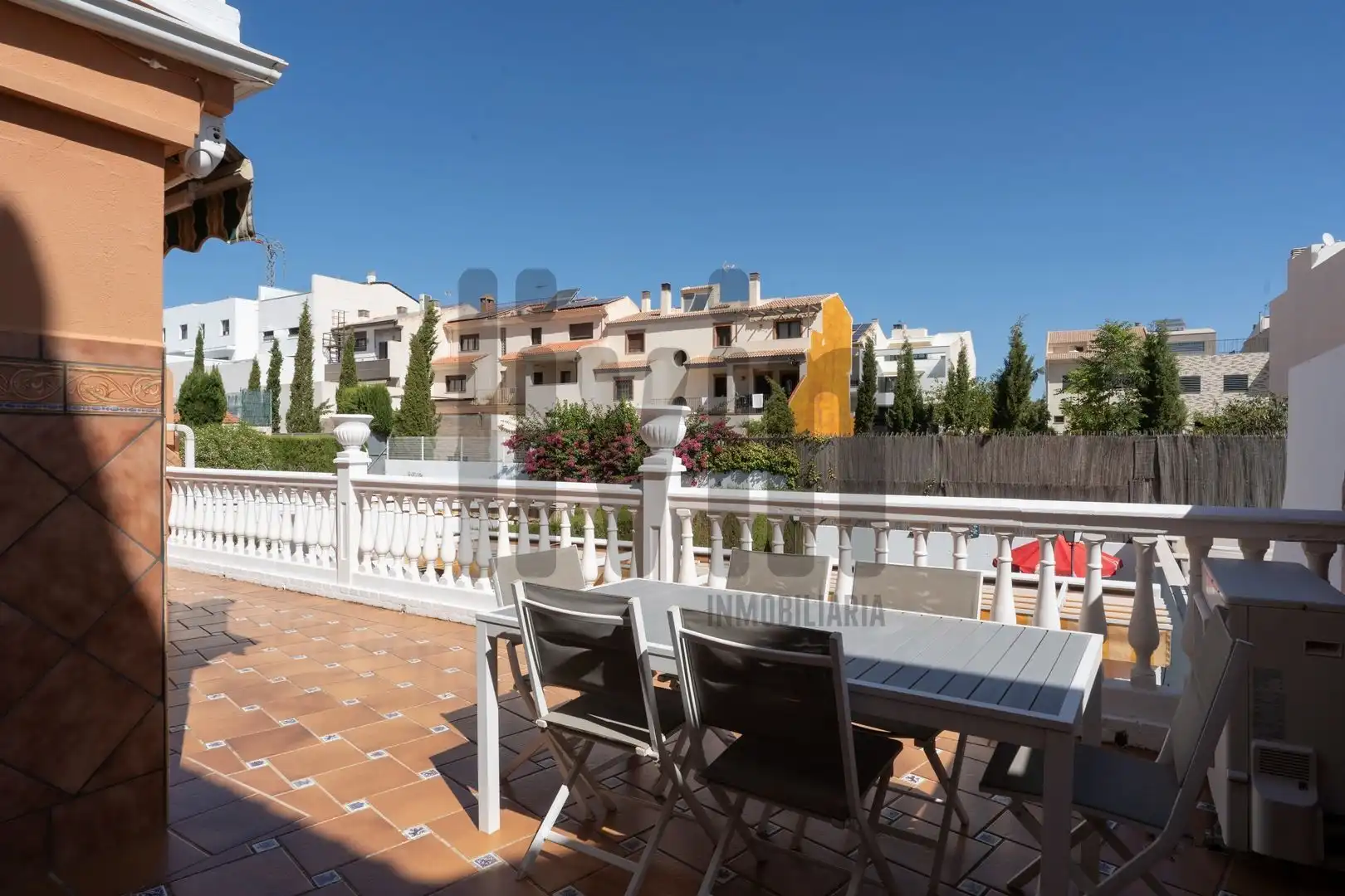 Terrassa de Casa adosada en venda en Jaén amb Aire condicionat, Calefacció i Jardí privat
