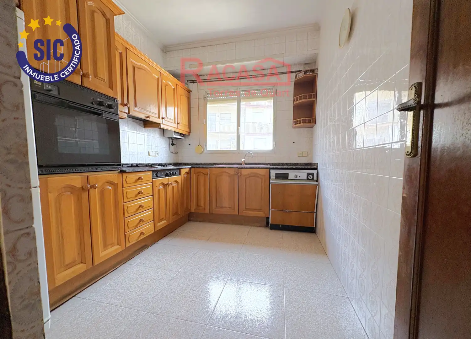 Cocina de Piso en venta en Valencia con Jardín privado