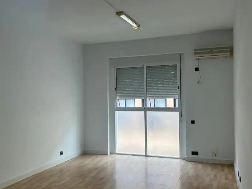 Oficina de alquiler en Huelva