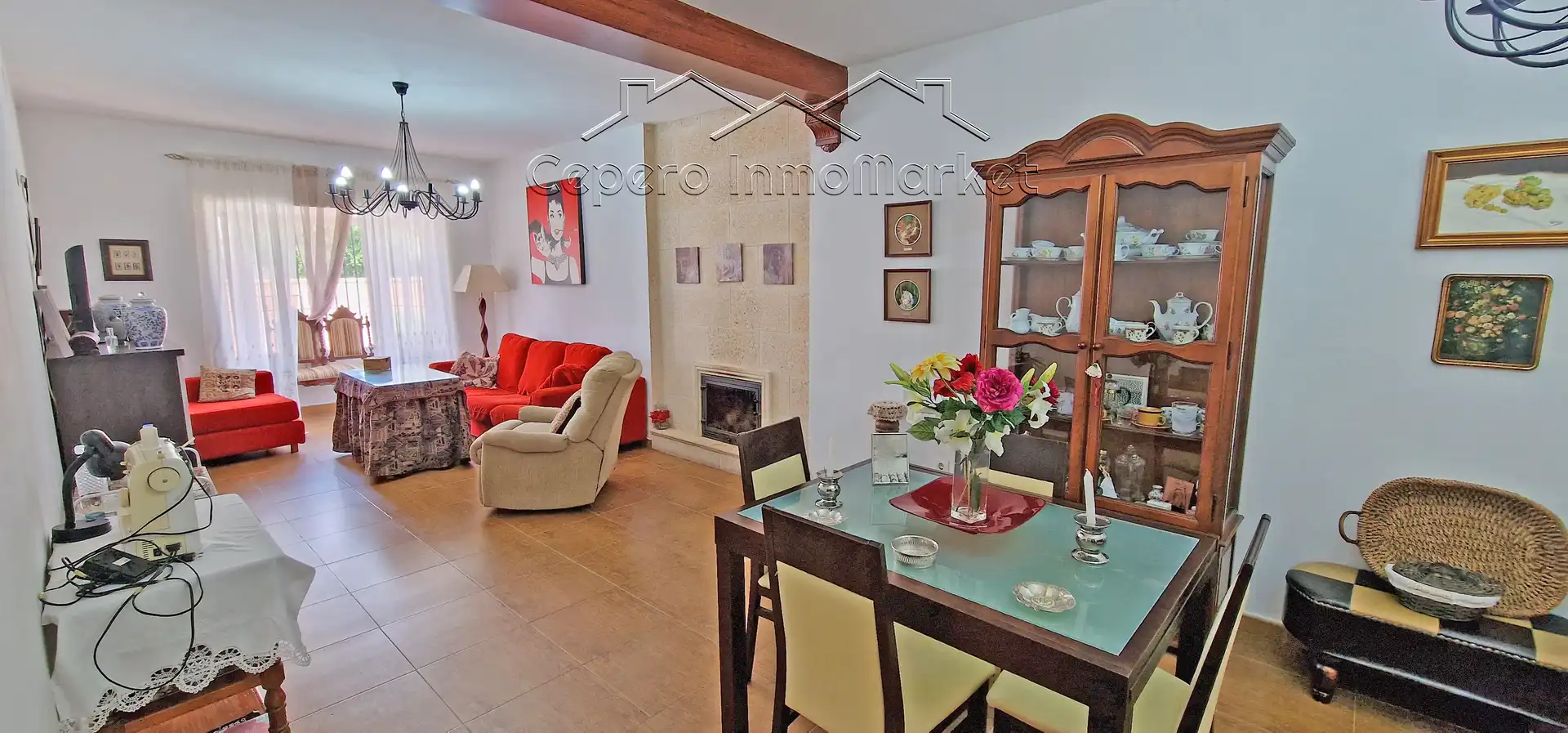 Sala d'estar de Casa o xalet en venda en El Puerto de Santa María amb Aire condicionat, Jardí privat i Piscina
