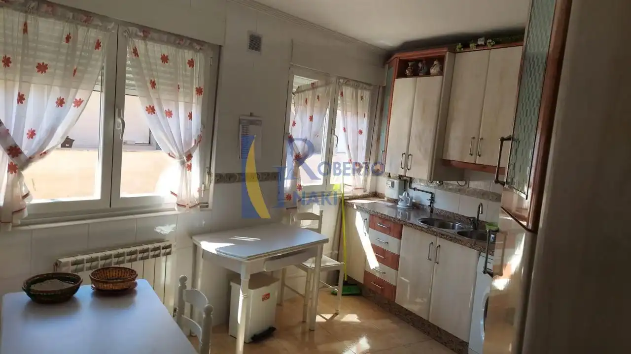 Dúplex amb ascensor en venda a Valencia de Don Juan, imagen 18