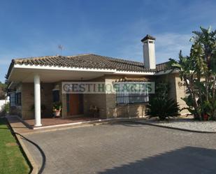 Exterior view of House or chalet for sale in Chiclana de la Frontera