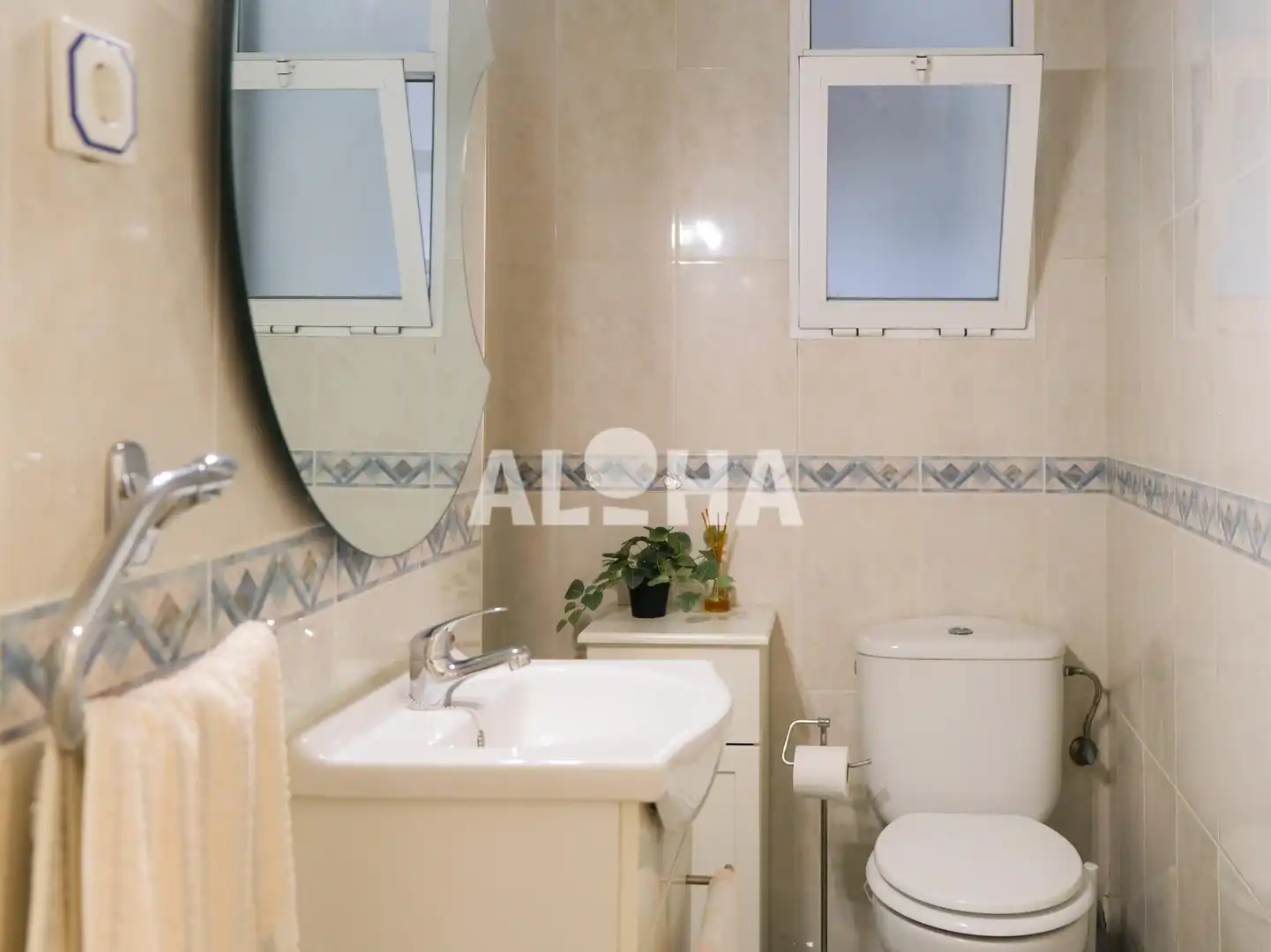 Baño de Apartamento de alquiler en Moncada con Amueblado y Balcón