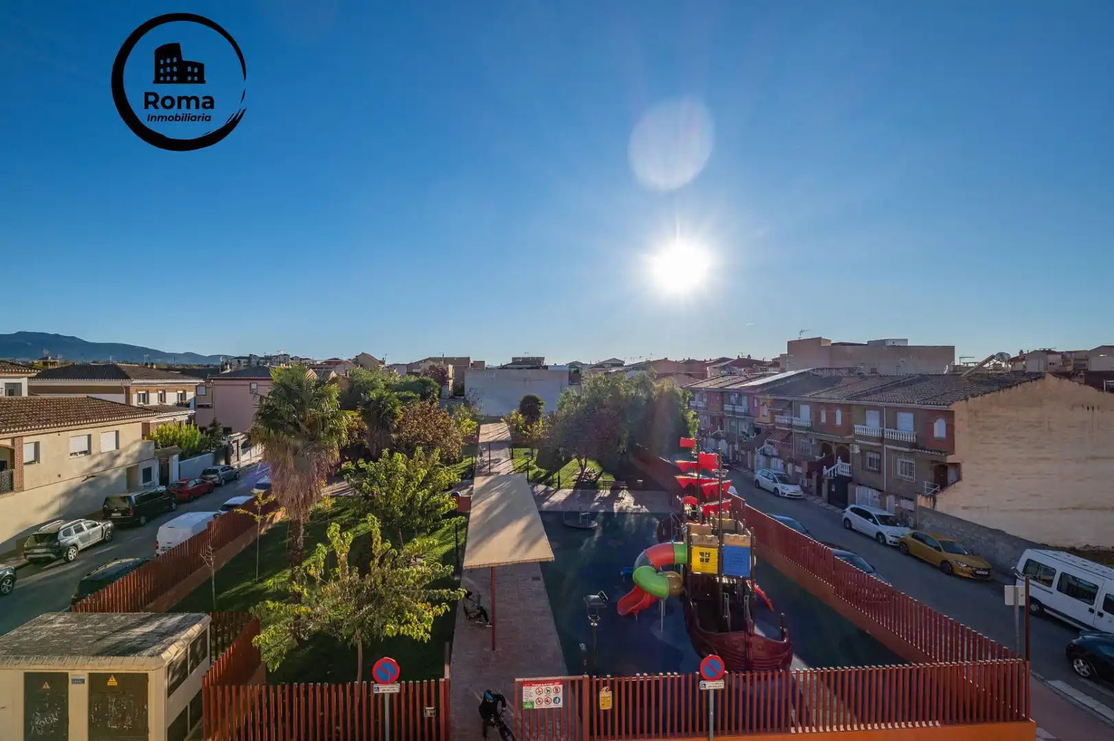 Vista exterior de Àtic en venda en Armilla amb Aire condicionat, Terrassa i Traster