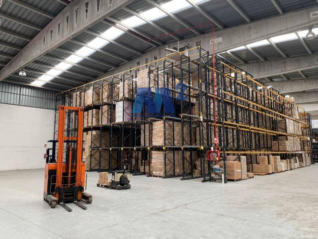 Nave industrial en Alquiler en Daganzo de Arriba