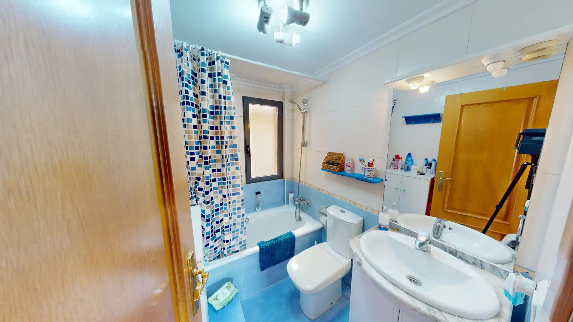 Baño de Casa adosada en venta en Albacete con Aire acondicionado, Calefacción y Parquet