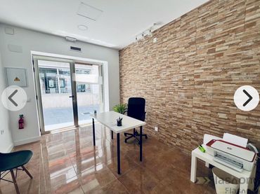 Local comercial en venda a Casco Antiguo
