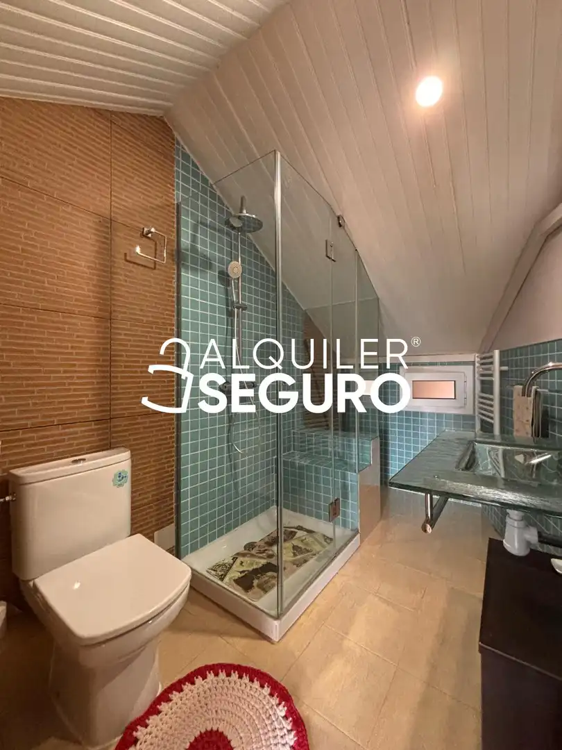 Bany de Casa o xalet de lloguer en Rivas-Vaciamadrid amb Aire condicionat, Calefacció i Terrassa