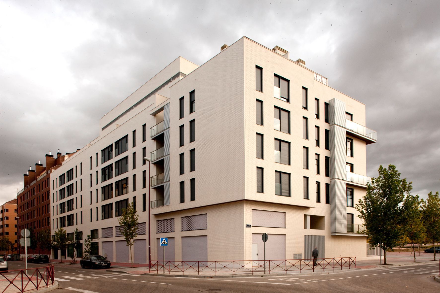 Vista exterior de Local en venta en Valladolid Capital