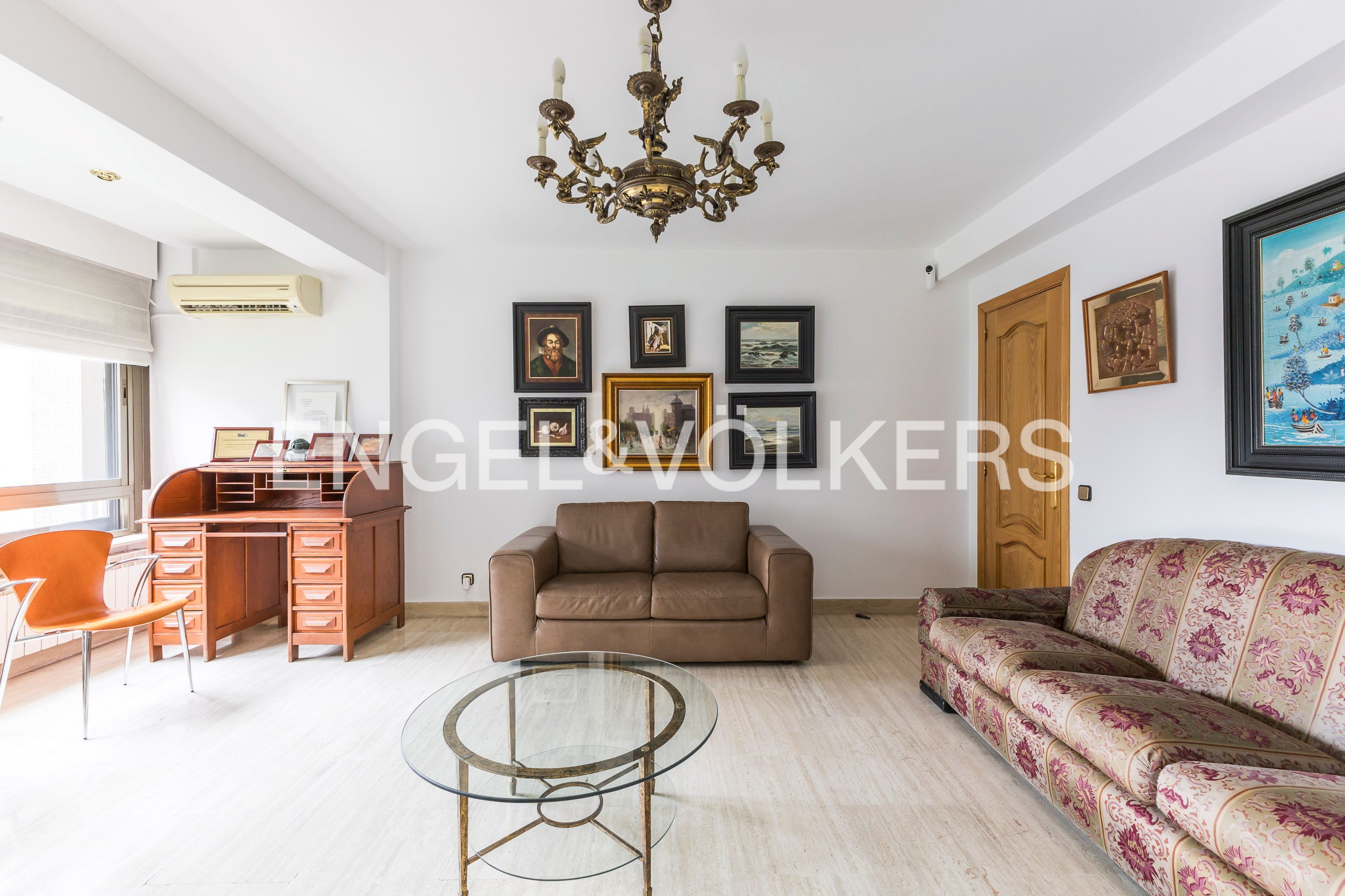 Sala de estar de Piso en venta en  Madrid Capital con Aire acondicionado, Calefacción y Trastero