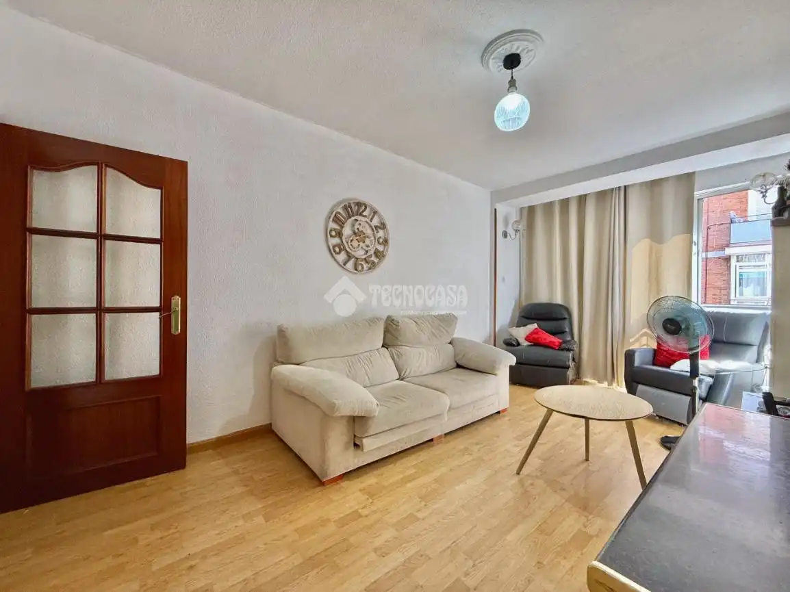 Wohnzimmer von Wohnung zum Verkauf in Alcalá de Henares mit Klimaanlage und Heizung