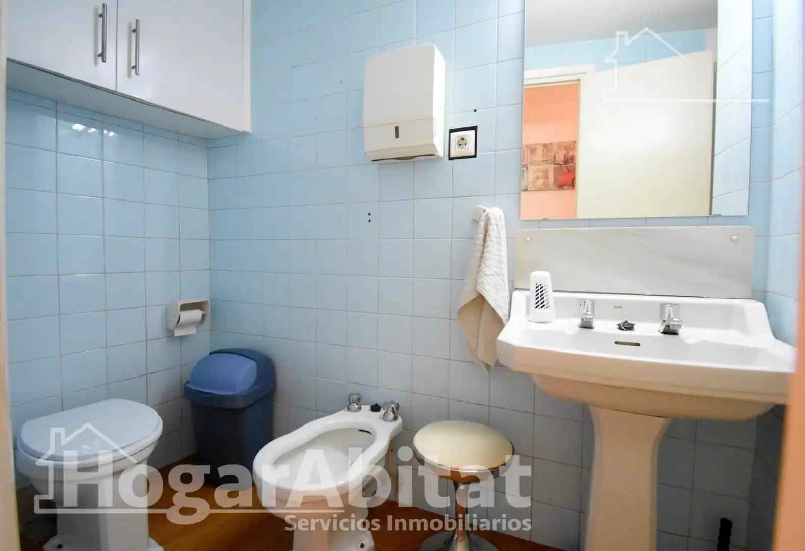 Badezimmer von Wohnung zum Verkauf in Oliva mit Klimaanlage, Heizung und Parkett