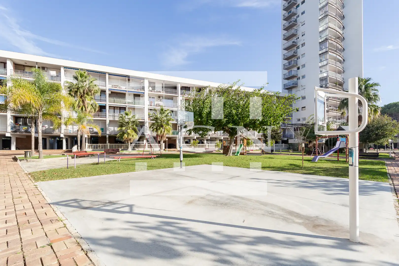 Vista exterior de Piso en venta en Cambrils con Calefacción, Terraza y Amueblado