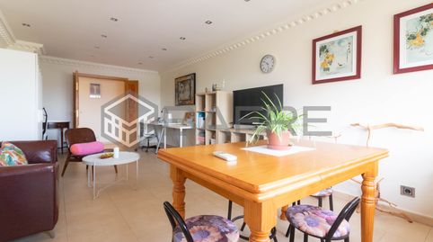 Foto 2 de Piso en venta en Calle Pradolonguillo, Orcasitas, Madrid Capital