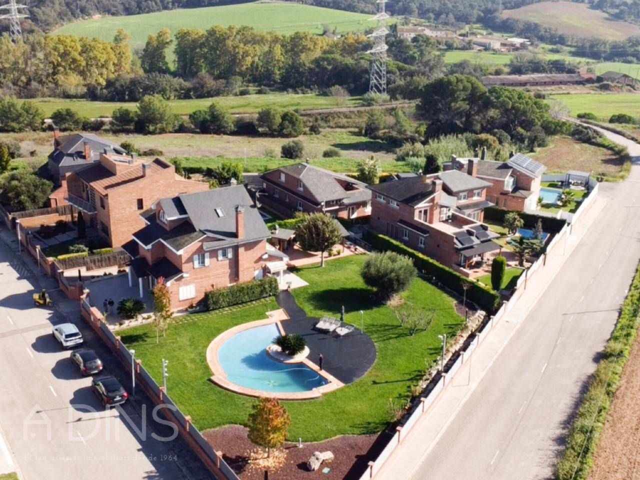 Vista exterior de Casa o xalet en venda en Palau-solità i Plegamans amb Aire condicionat, Calefacció i Jardí privat