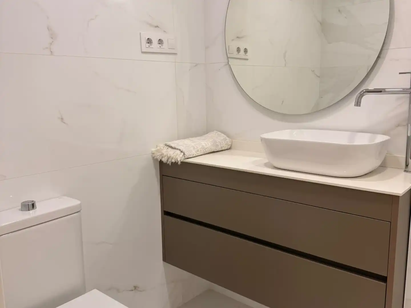 Bany de Pis de lloguer en Murcia amb Aire condicionat, Calefacció i Terrassa
