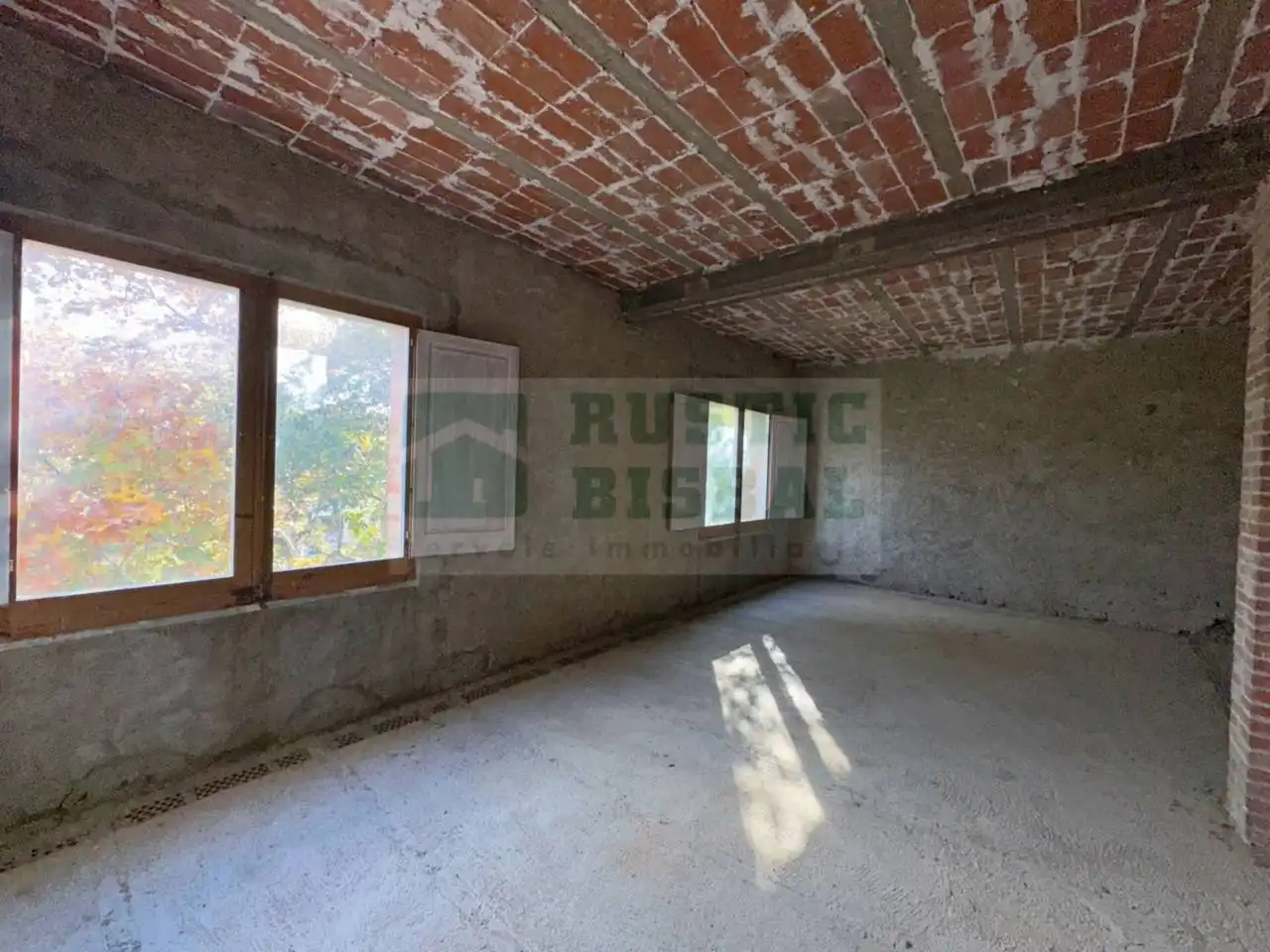 Finca rústica en venta en Bàscara con Jardín privado
