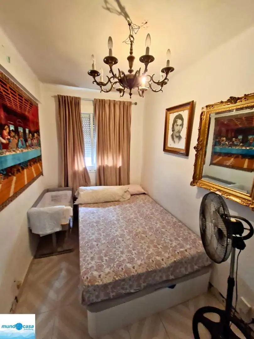 Habitación de Piso en venta en Zaragoza con Balcón