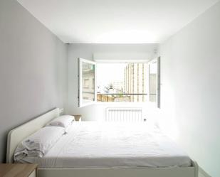 Bedroom of Apartment to rent in L'Hospitalet de Llobregat