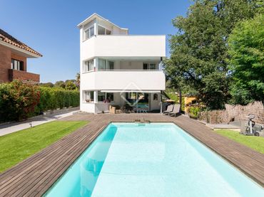 Xalet amb piscina en venda a Golf - Can Trabal