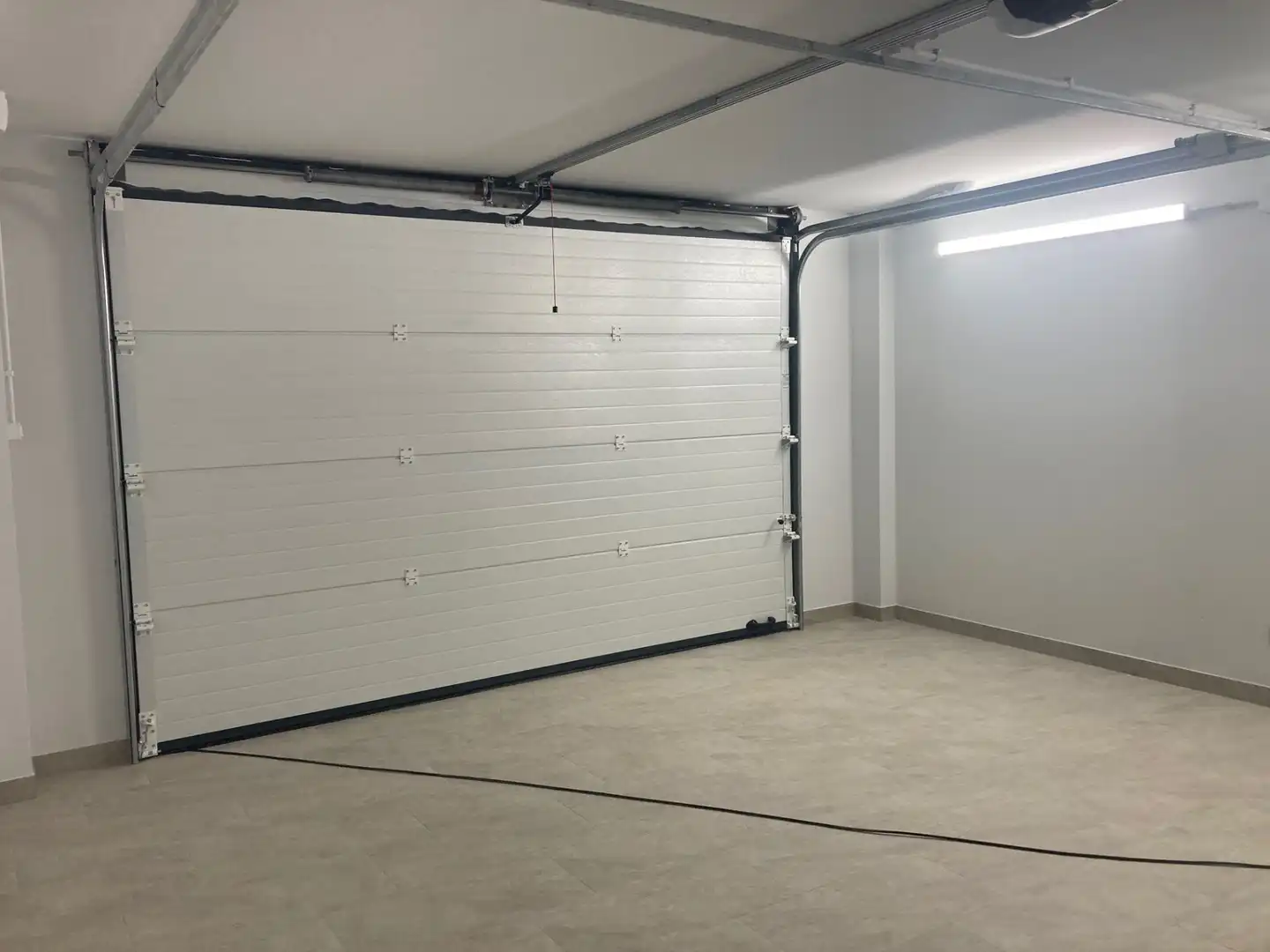 Parkplatz von Einfamilien-Reihenhaus zum Verkauf in El Palau d'Anglesola mit Heizung, Privatgarten und Terrasse
