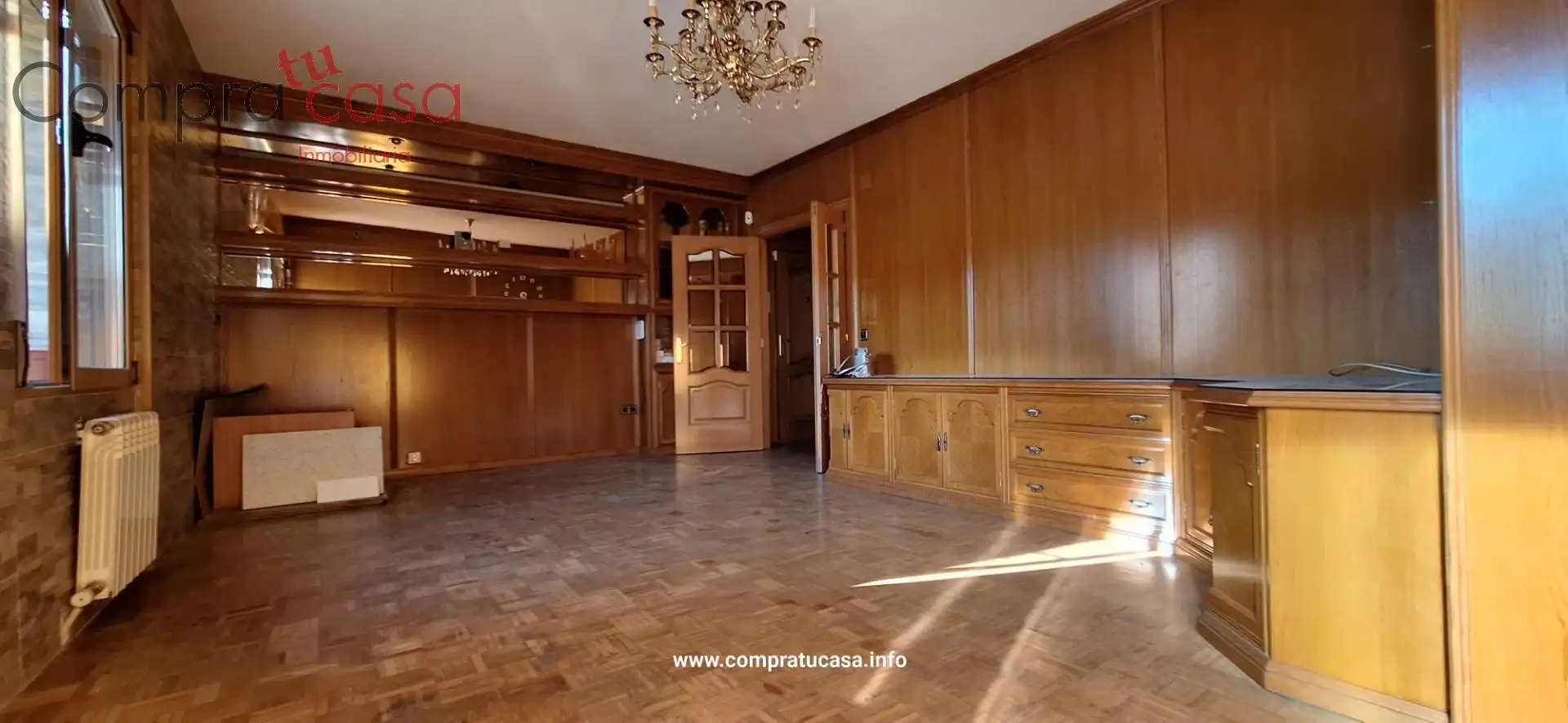 Menjador de Pis en venda en Segovia amb Parquet, Traster i Alarma