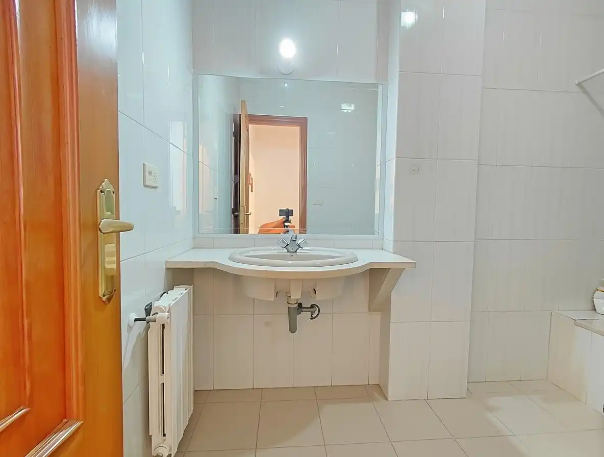 Bany de Casa o xalet en venda en Cambados amb Calefacció, Jardí privat i Terrassa