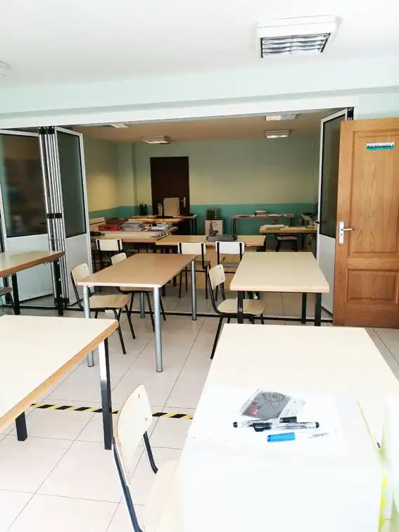 Geschaftsraum zur Miete in A Coruña Capital  mit Heizung