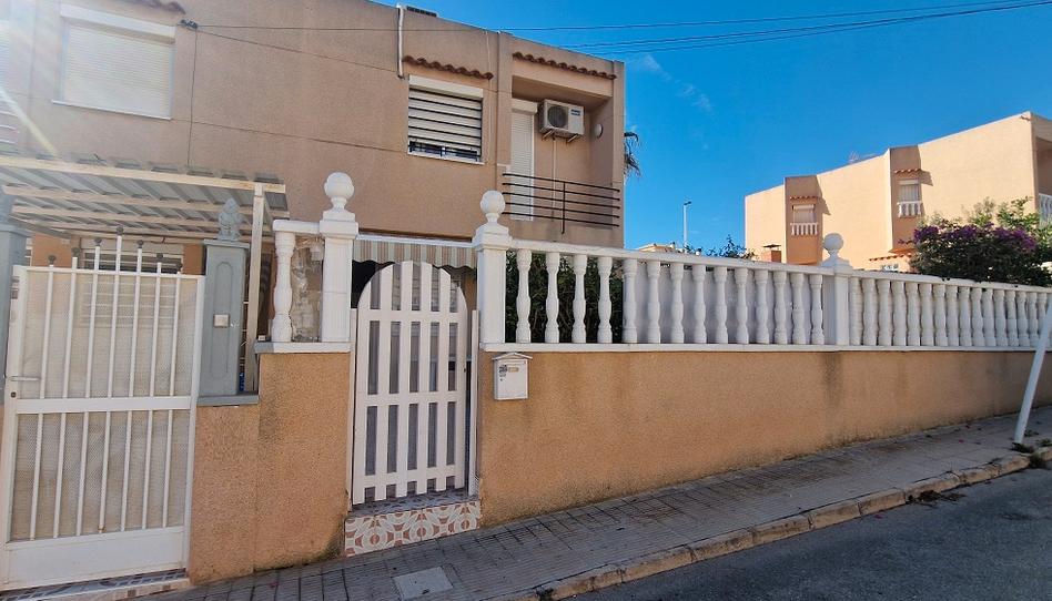 Foto 1 de Casa o xalet en venda a Calle Cantabria, Panorama - Sierramar, Alicante